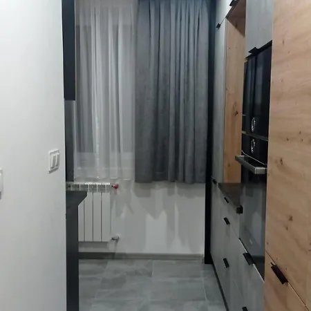 2 Pokojowe Mieszkanie Na Parterze Centrum Koło Sklepu Free Wifi * Krotoszyn