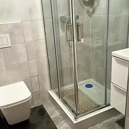 Apartment 2 , Kuchnia, Cale Wyposazenie, Centrum, Kolo Sklepu, Free Wifi Krotoszyn