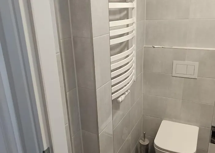 2 , Kuchnia, Cale Wyposazenie, Centrum, Kolo Sklepu, Free Wifi Apartment *