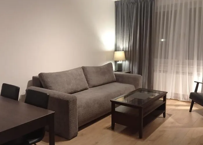 Apartment 2 , Kuchnia, Cale Wyposazenie, Centrum, Kolo Sklepu, Free Wifi *