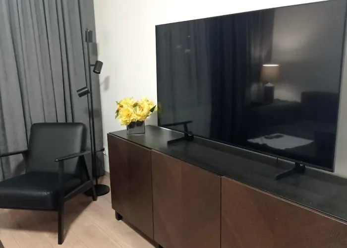 Apartment 2 , Kuchnia, Cale Wyposazenie, Centrum, Kolo Sklepu, Free Wifi *