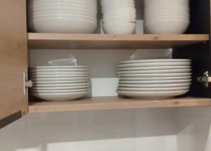 2 , Kuchnia, Cale Wyposazenie, Centrum, Kolo Sklepu, Free Wifi